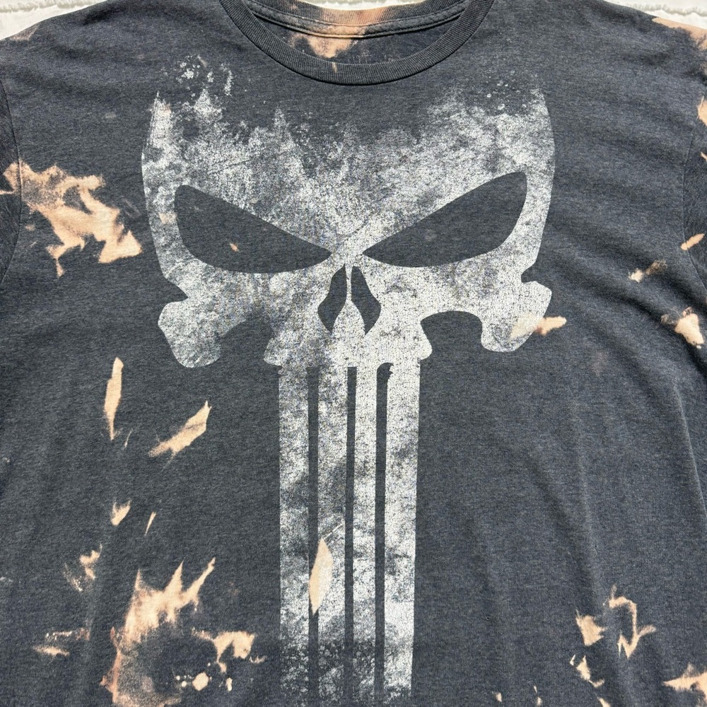Punisher graphic tee | bleach dyed